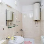 6 Bedroom Gorgeous In 슬라노