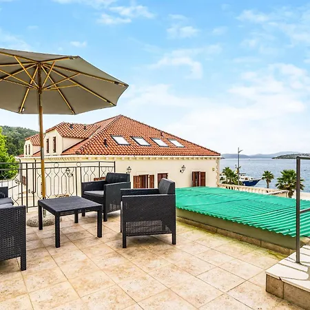 Gorgeous In With House Sea View