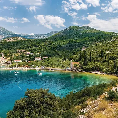 Prázdninový dům Amazing In With Kitchen Slano