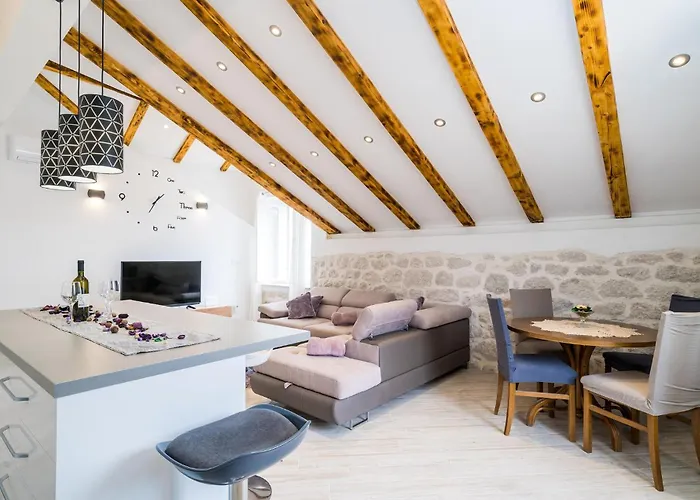 Ferienhaus Amazing In With Kitchen