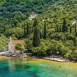 6 Bedroom Gorgeous Home In Slano Holiday home