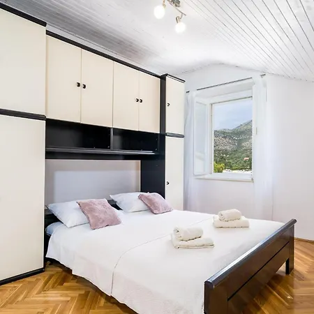 Amazing In With Kitchen Holiday home Slano
