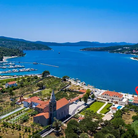Gorgeous In With House Sea View *