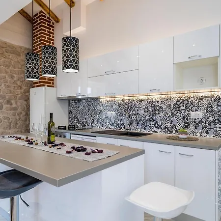 Amazing In With Kitchen