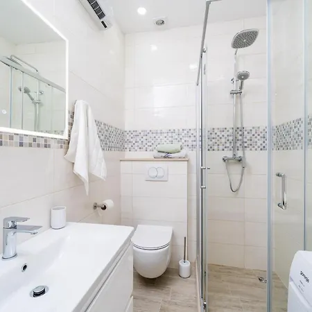 Amazing In With Kitchen * Slano