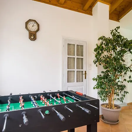 Amazing In With Kitchen Nyaraló *