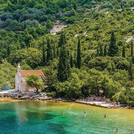 Amazing In With Kitchen Nyaraló